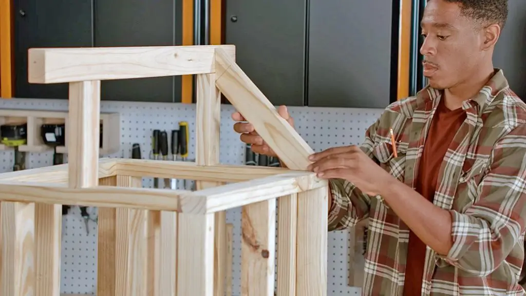 How to Build a Wooden Dog House